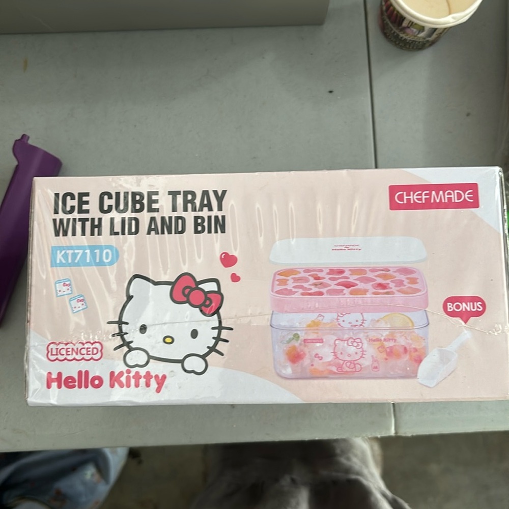 Hello Kitty Ice Cube Tray